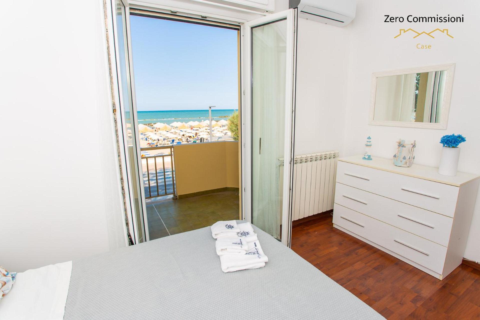 Palm House - Vista Mare Montesilvano